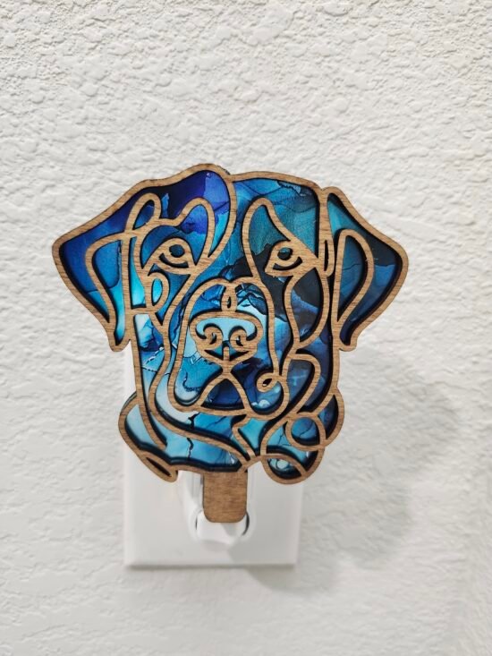 Labrador Retriever Nightlight – Handmade Laser-Cut Wood