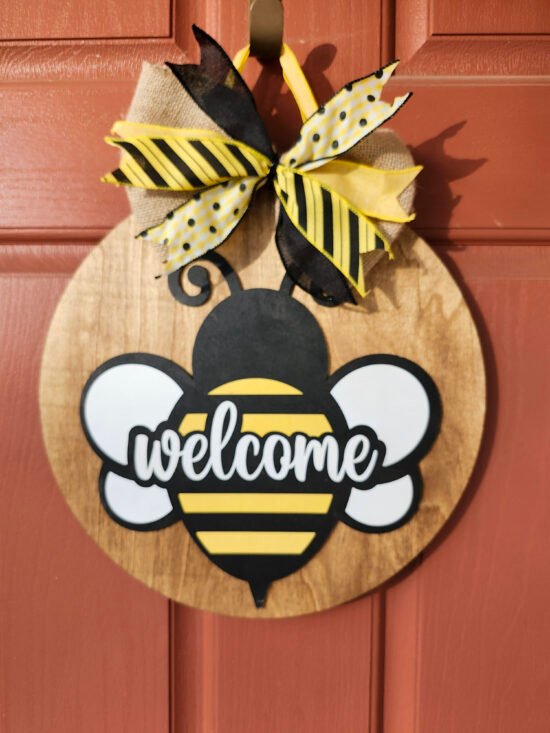 “Bumble Bee Welcome” Door or Wall Hanger